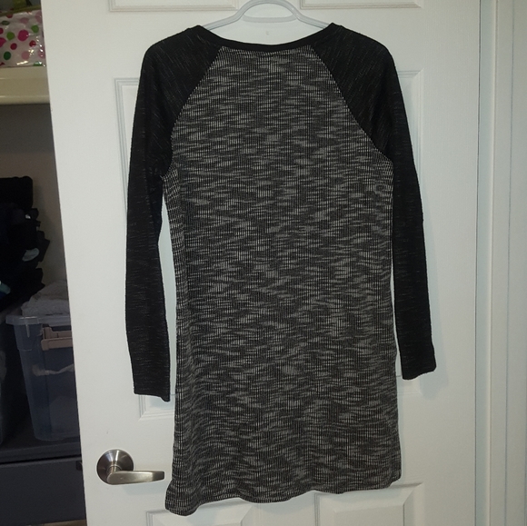 Merona Tunic - Picture 2 of 3